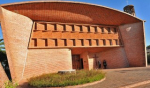 Directora de UNESCO entregó certificado de Iglesia Cristo Obrero como Patrimonio Mundial de la Humanidad