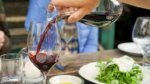 Gobierno autorizó importación y producción de vino sin alcohol