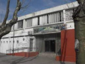 Liceo Departamental Prof. Juan L. Perrou de Colonia. Edificio evidencia fuerte deterioro, humedades, peligro de rotura de vidrios de ventana, falta de ventilación y suciedad