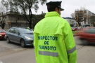 Graves incidentes protagonizados por inspectores de la Intendencia en Carmelo. Inspector de tránsito tomó a golpes de puño y patadas a conductor rebelde mientras se infringen todas las normas en persecución peligrosa