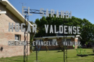 En Brisas del Plata por el Hogar Valdense El Sarandí Actividades para niños, asado con cuero y otras delicias. Actúan Andy Castiglioni, Luis Vergara, Viento Sur, Álvaro Píriz y Los Del Paso.